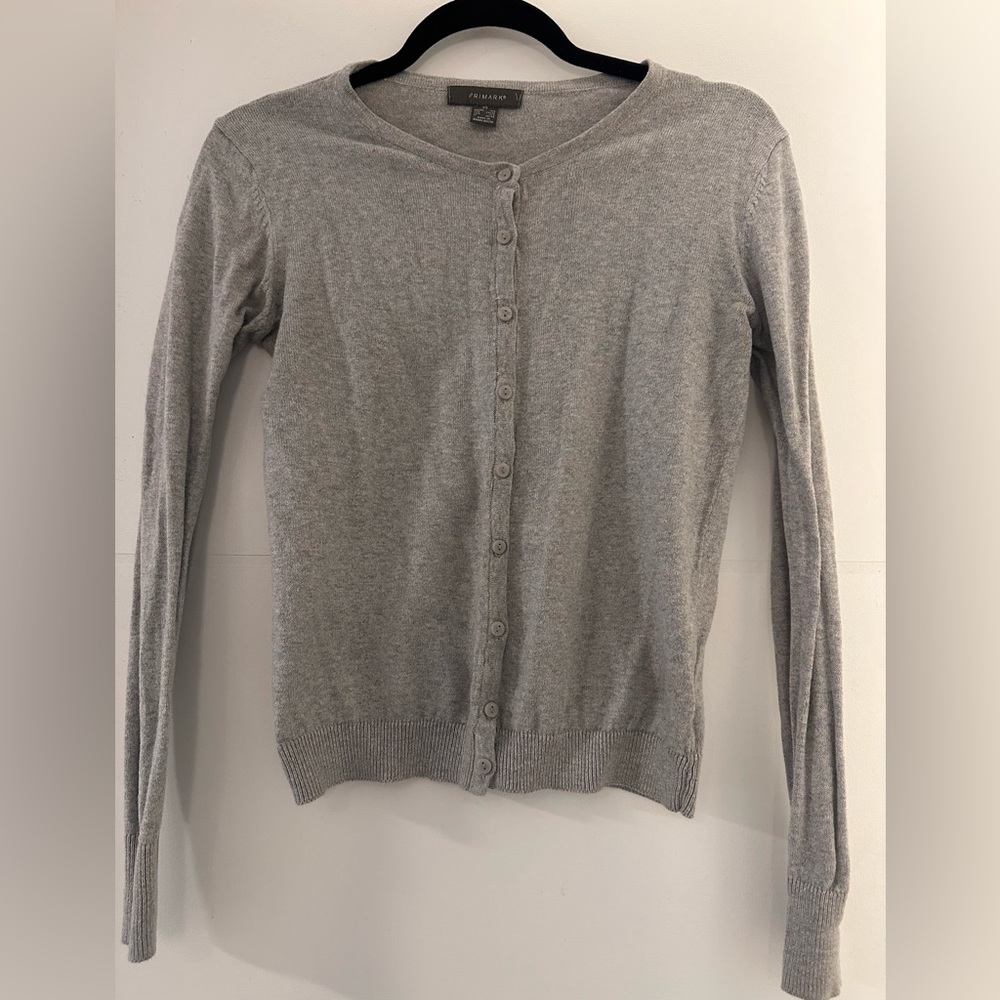 🩵Simple Grey Cardigan